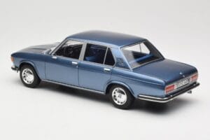 BMW 2500 E3 Blue Metallic BoS Models 1:18 BOS030 Resin — bild 5 av 6