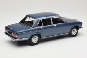 BMW 2500 E3 Blue Metallic Minichamps 1:18 155029200 Metall — bild 2 av 6