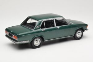 BMW 2500 E3 Green Metallic Minichamps 1:18 155029201 Metall — bild 2 av 6