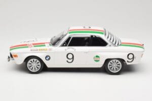 BMW 2800 CS E9 #9 Castrol BMW T. Moorkens / E. Haxhe 24 Hours of Spa 1971 Minichamps 1:18 155712709 Metall — bild 3 av 6