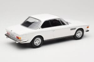 BMW 2800 CS E9 Vit Minichamps 1:18 155028030 Metall — bild 2 av 6
