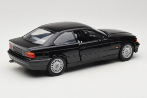 BMW 3 Series E36 Coupe Svart UT Models 1:18 BMW009 Metall — bild 3 av 8