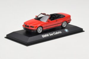 BMW 3 Series E30 Cabriolet Röd Minichamps 1:43 80429421500 Metall — bild 2 av 4