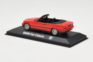 BMW 3 Series E30 Cabriolet Röd Minichamps 1:43 80429421500 Metall — bild 3 av 4