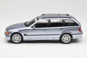 BMW 3 Series E36 Touring Blue Metallic MCG 1:18 MCG18365 Metall — bild 3 av 6