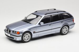 BMW 3 Series E36 Touring Blue Metallic MCG 1:18 MCG18365 Metall