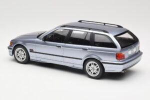 BMW 3 Series E36 Touring Blue Metallic MCG 1:18 MCG18365 Metall — bild 5 av 6