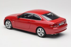 BMW 3 Series E92 Röd Kyosho 1:18 80430407219 Metall — bild 7 av 8