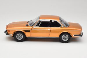 BMW 3.0 CSi E9 Gold Metallic Minichamps 1:18 180029027 Metall — bild 4 av 8