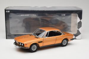 BMW 3.0 CSi E9 Gold Metallic Minichamps 1:18 180029027 Metall — bild 8 av 8