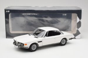 BMW 3.0 CSi E9 Vit Minichamps 1:18 180029026 Metall — bild 8 av 8