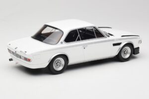 BMW 3.0 CSL E9 Chamonix White Otto 1:18 OT1145 Resin — bild 2 av 6