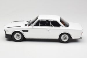 BMW 3.0 CSL E9 Chamonix White Otto 1:18 OT1145 Resin — bild 3 av 6