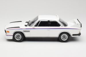 BMW 3.0 CSL E9 Vit Minichamps 1:18 155028136 Metall — bild 3 av 6