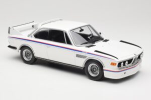 BMW 3.0 CSL E9 Vit Minichamps 1:18 155028136 Metall — bild 4 av 6