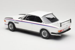 BMW 3.0 CSL E9 Vit Minichamps 1:18 155028136 Metall — bild 5 av 6