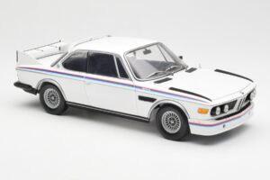 BMW 3.0 CSL E9 Med Spoilerset Vit Minichamps 1:18 180029021 Metall — bild 6 av 8
