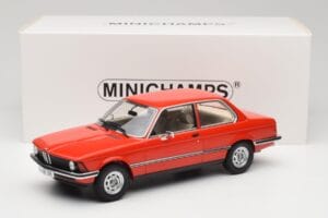 BMW 316 E21 Röd Minichamps 1:18 107024100 Resin — bild 6 av 6