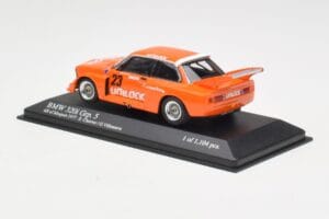 BMW 320i Group 5 #23 E. Cheever / G. Villeneuve 6 Hours of Mosport Class Winners 1977 Damaged Spoiler Minichamps 1:43 4007723 — bild 4 av 5