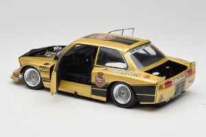 BMW 320i #4 Warsteiner J. Obermoser DRM 1977 Minichamps 1:18 180772105-R1 Metall — bild 5 av 8