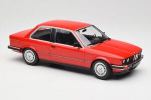 BMW 323i E21 Röd Minichamps 1:18 155026000 Metall — bild 4 av 6