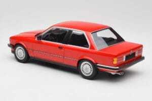 BMW 323i E21 Röd Minichamps 1:18 155026000 Metall — bild 5 av 6