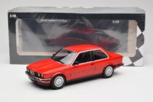 BMW 323i E21 Röd Minichamps 1:18 155026000 Metall — bild 6 av 6