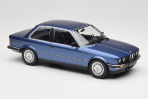 BMW 323i E30 Blue Metallic Minichamps 1:18 155026002 Metall — bild 4 av 6