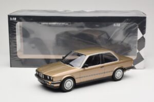 BMW 323i E30 Brown Metallic Minichamps 1:18 155026004 Metall — bild 6 av 6