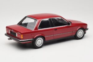 BMW 323i E30 Carmine Minichamps 1:18 155026008 Metall — bild 2 av 6