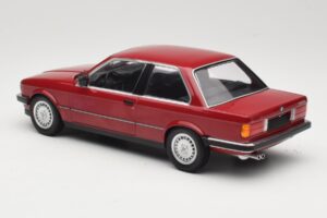 BMW 323i E30 Carmine Minichamps 1:18 155026008 Metall — bild 5 av 6