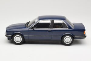 BMW 323i E30 Saturn Blue Minichamps 1:18 155026009 Metall — bild 3 av 6