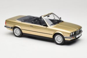 BMW 325i E30 Cabriolet Beige MCG 1:18 MCG18544 Metall — bild 4 av 6