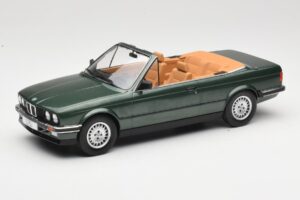 BMW 325i E30 Cabriolet Grön MCG 1:18 MCG18545 Metall