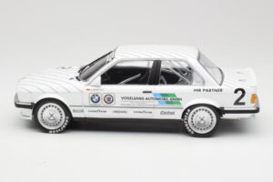BMW 325i E30 #2 O. Manthey Vogelsang Automobile 3rd Place Eifel Race DTM 1986 Minichamps 1:18 155862602 Metall — bild 3 av 6