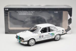 BMW 325i E30 #2 O. Manthey Vogelsang Automobile 3rd Place Eifel Race DTM 1986 Minichamps 1:18 155862602 Metall — bild 6 av 6
