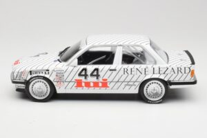 BMW 325i E30 #44 A. Vogt / K. Oestreich Class Winners EG Trophy ETCC Zolder 1986 Minichamps 1:18 155862644 Metall — bild 3 av 6