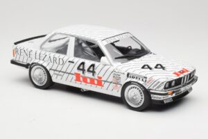 BMW 325i E30 #44 A. Vogt / K. Oestreich Class Winners EG Trophy ETCC Zolder 1986 Minichamps 1:18 155862644 Metall — bild 4 av 6
