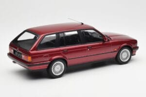 BMW 325i E30 Touring Röd Metallic Norev 1:18 183218 Metall — bild 2 av 6
