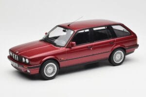 BMW 325i E30 Touring Röd Metallic Norev 1:18 183218 Metall