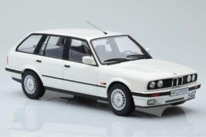 BMW 325i E30 Touring Vit Limited Edition Norev 1:18 183217 Metall — bild 4 av 6