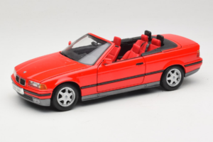 BMW 325i E36 Cabriolet Röd Maisto 1:18 50229 Metall