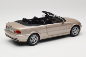BMW 328i E46 Cabriolet Sand Beige Metallic Kyosho 1:18 80430009756 Metall — bild 4 av 9