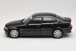 BMW 328i E46 Svart UT Models 1:18 80439422373 Metall — bild 4 av 8