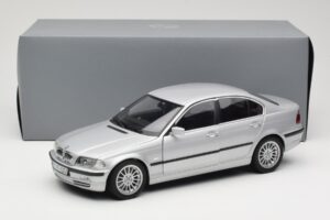 BMW 330i E46 Silver UT 1:18 80430302328 Metall — bild 8 av 8