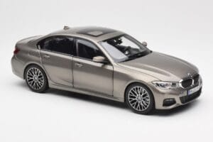 BMW 330i G20 Silver Norev 1:18 183275 Metall — bild 6 av 8