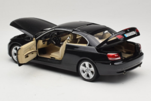 BMW 335i E93 Cabriolet Sapphire Black Kyosho 1:18 80430413375 Metall — bild 7 av 10