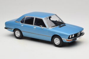 BMW 5 Series E12 Blå MCG 1:18 MCG18541 Metall — bild 4 av 6