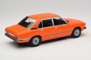 BMW 5 Series E12 Orange MCG 1:18 MCG18540 Metall — bild 2 av 6