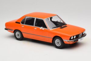 BMW 5 Series E12 Orange MCG 1:18 MCG18540 Metall — bild 4 av 6